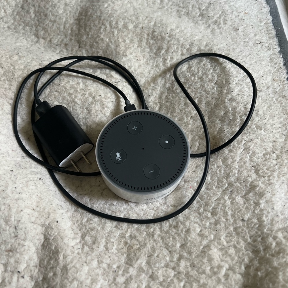 Amazon Alexa Dot - Picture 2 of 3